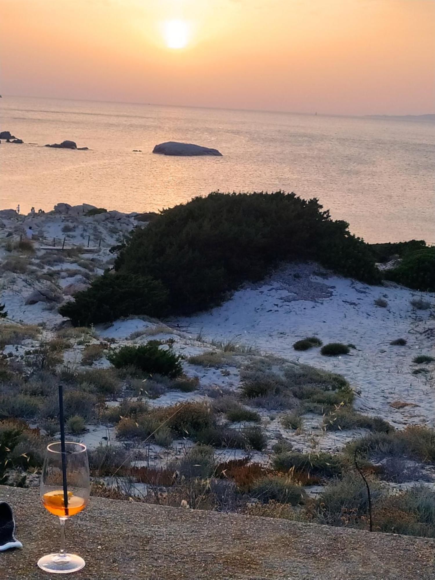 Appartamento Vista Mare A La Maddalena La Maddalena  Dış mekan fotoğraf
